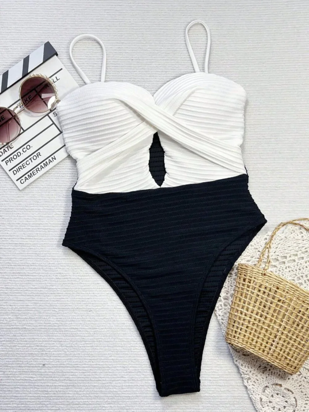 Black And White Casual Women's Springbreak Color Block One-Piece Suit